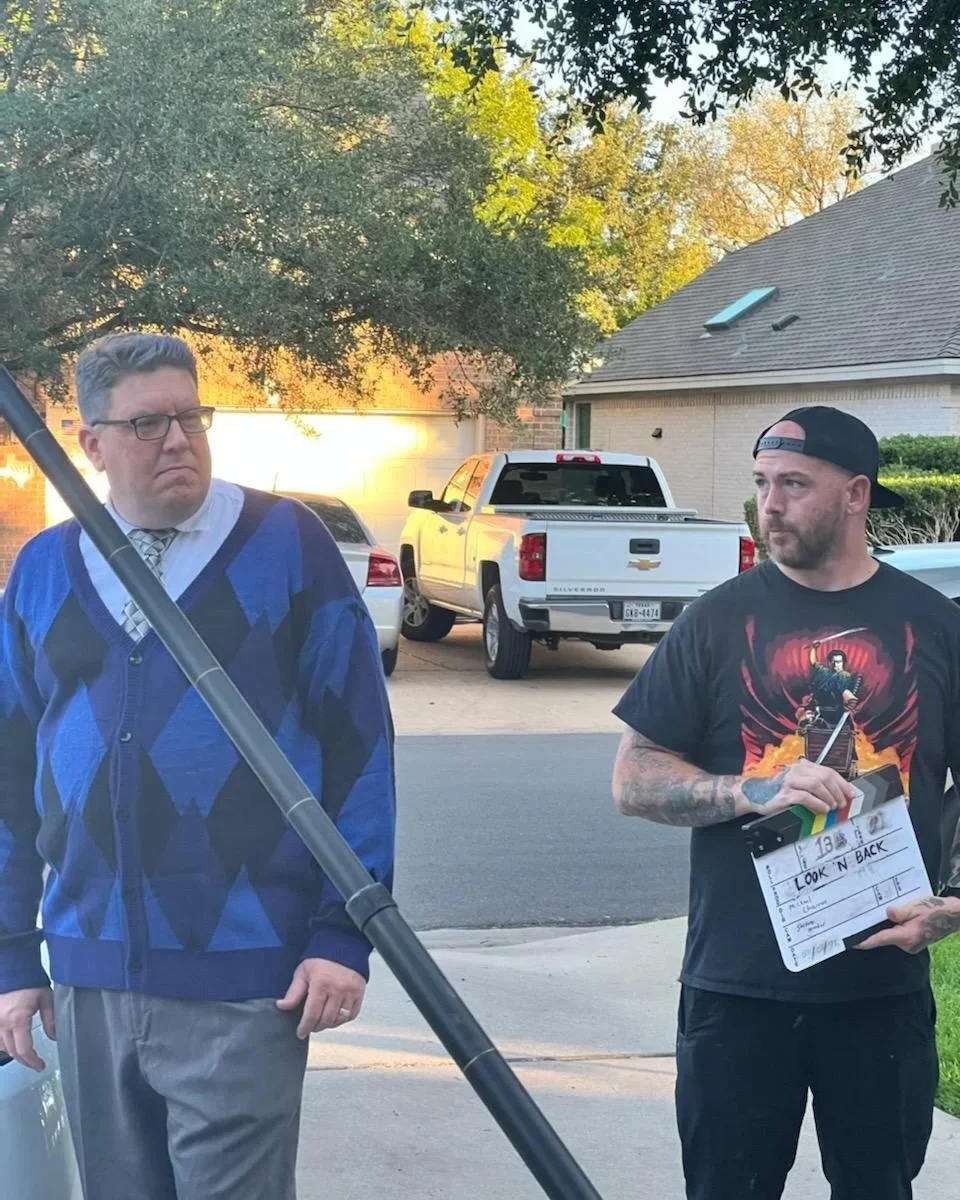Behind the scenes on Looking Back, production photo 6